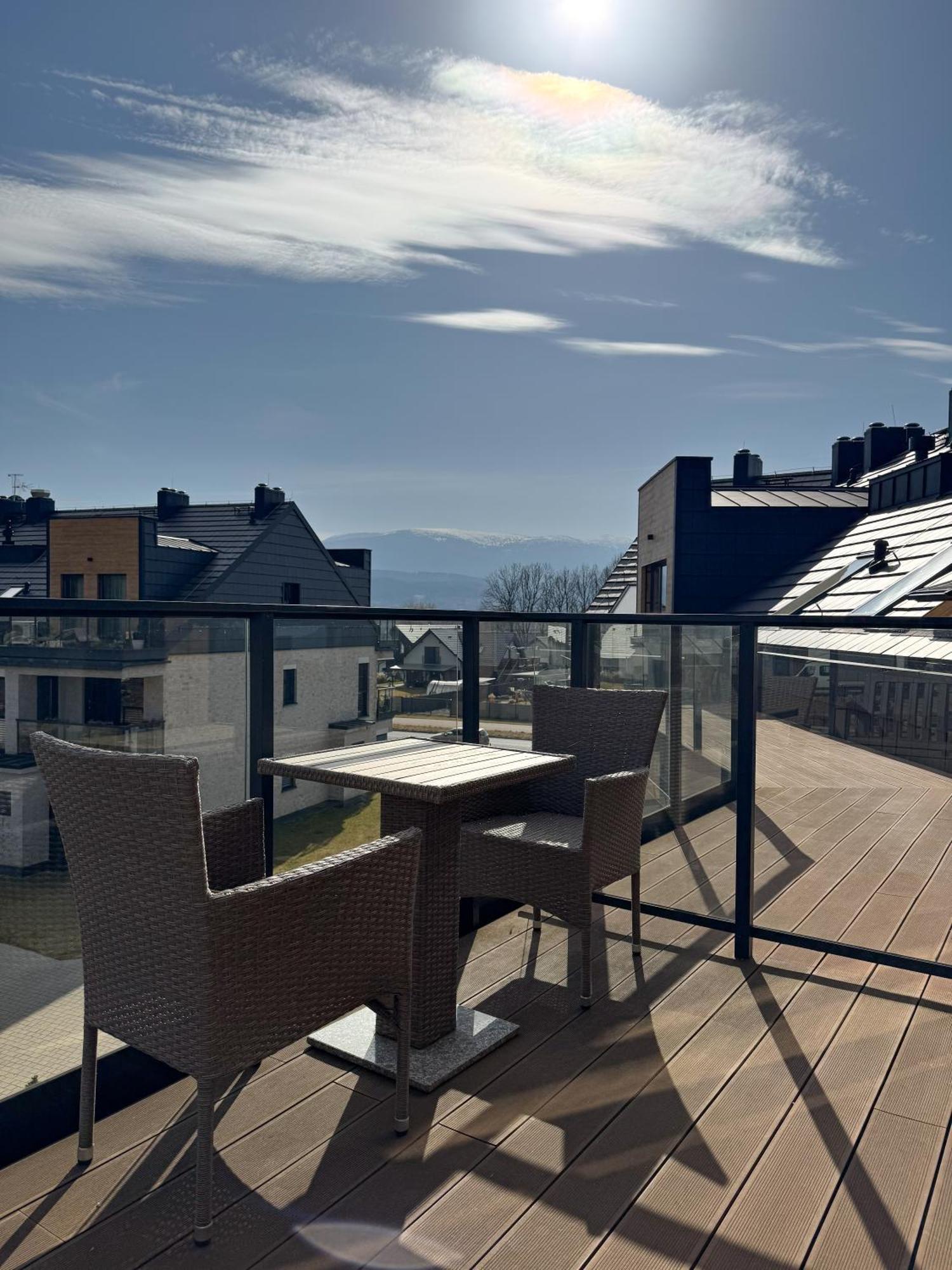 Apartament Krzysztofa Bochusa Еленя-Гура Экстерьер фото